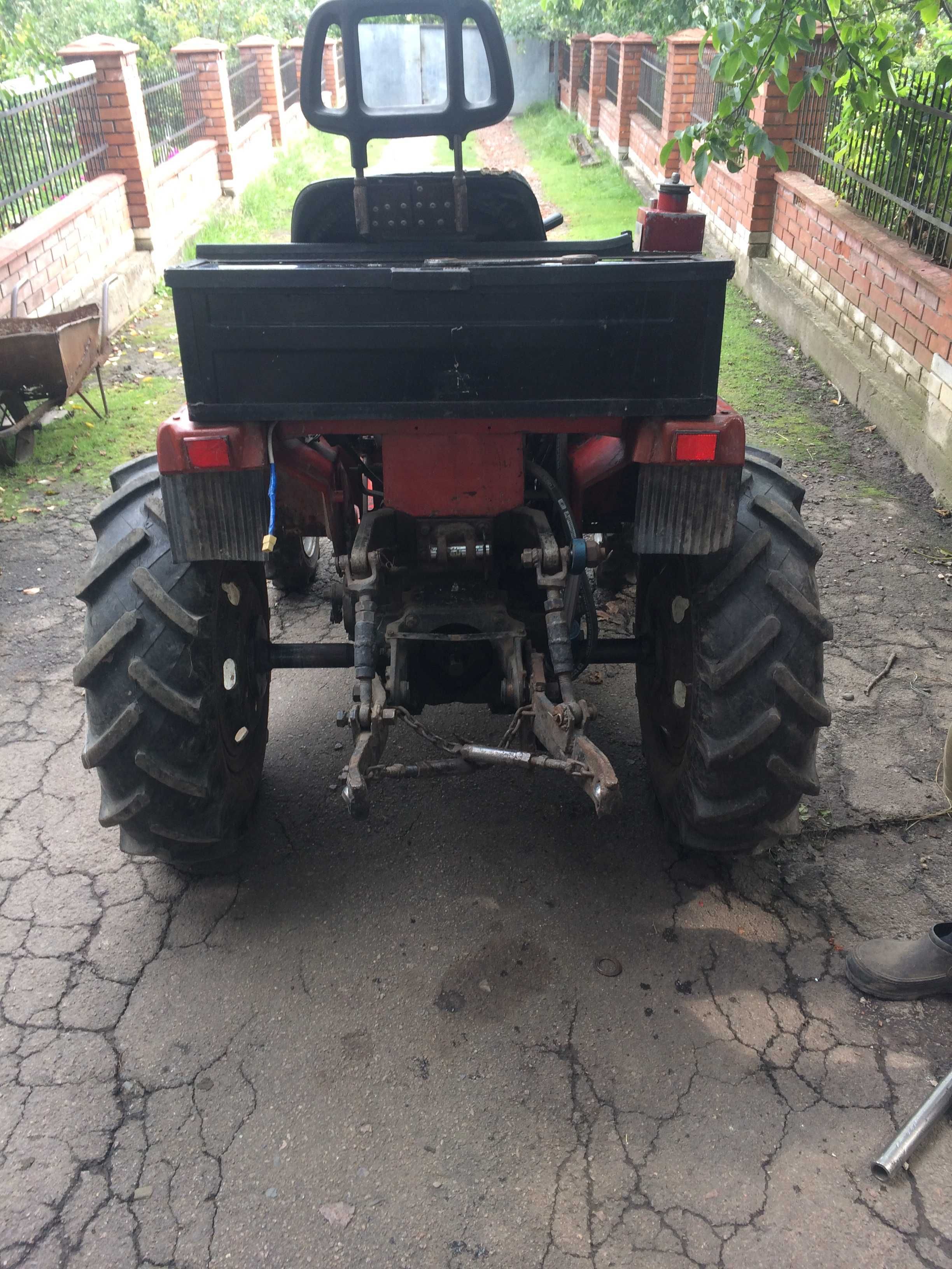 Продається міні-трактор Янмар F14