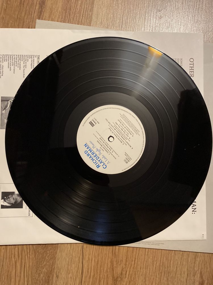 Vinil Richard  Claiderman