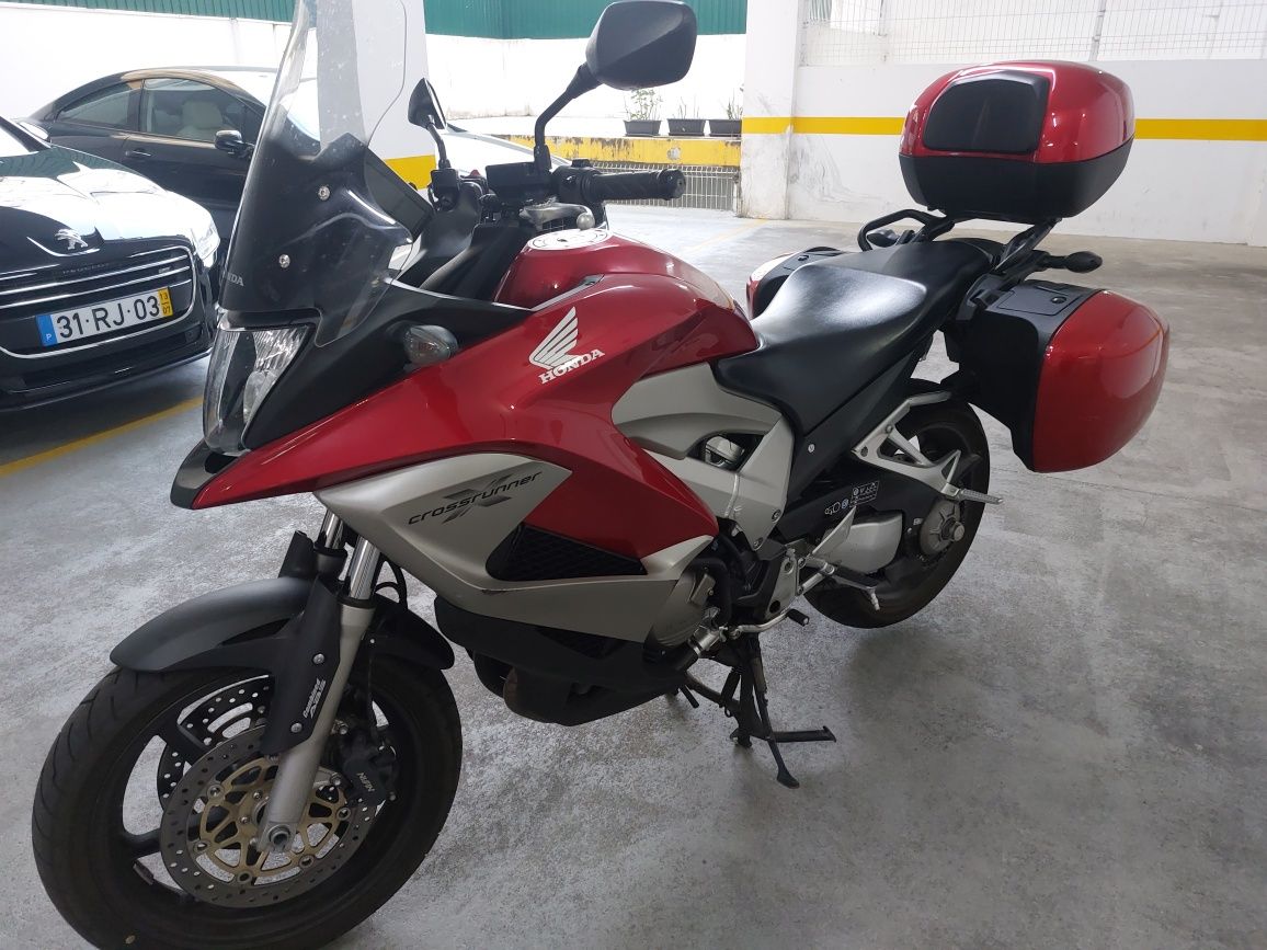 Honda VFR Crossrunner