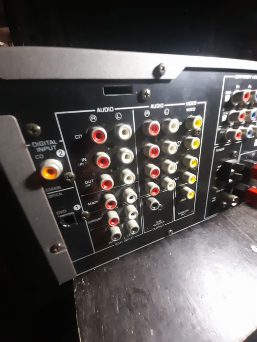 Amplificador Yamaha RX-V440RX