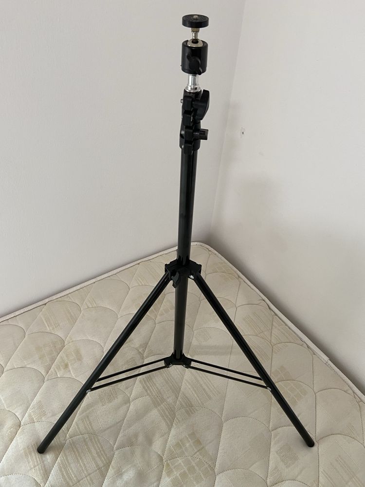 Tripé profissional para câmara fotográfica ou telemóvel
