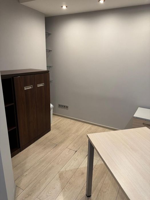 Приміщення під офіс, бьюті салон, шоу рум (співпрацюю з ріелторами)