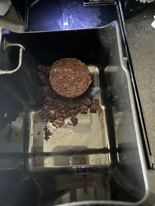 #1699 Jura E80 ekspres do kawy automat mleczne kawy cappuccino latte