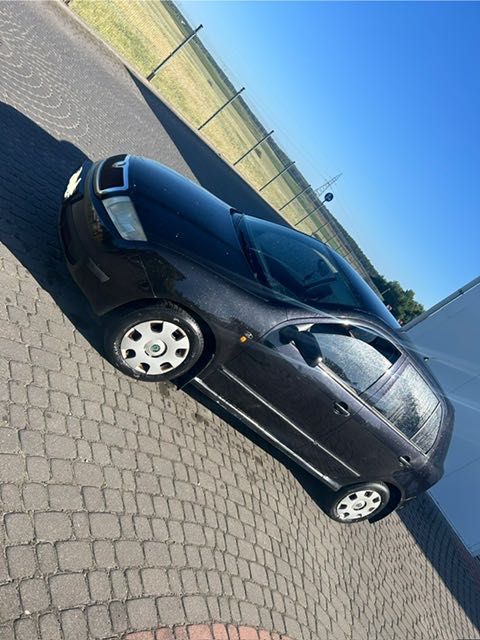 Skoda Fabia 1.4 mpi-z gazem-2002r.tylko 208 tys.przeb długo opłaty