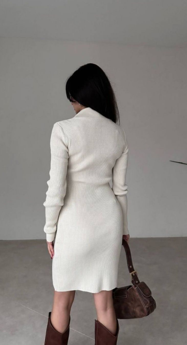 Базова біла сукня.
Міні довжини.
Матеріал - рубчик із начісом.