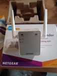 Wzmacniacz sygnału WIFI Netgear ex2700