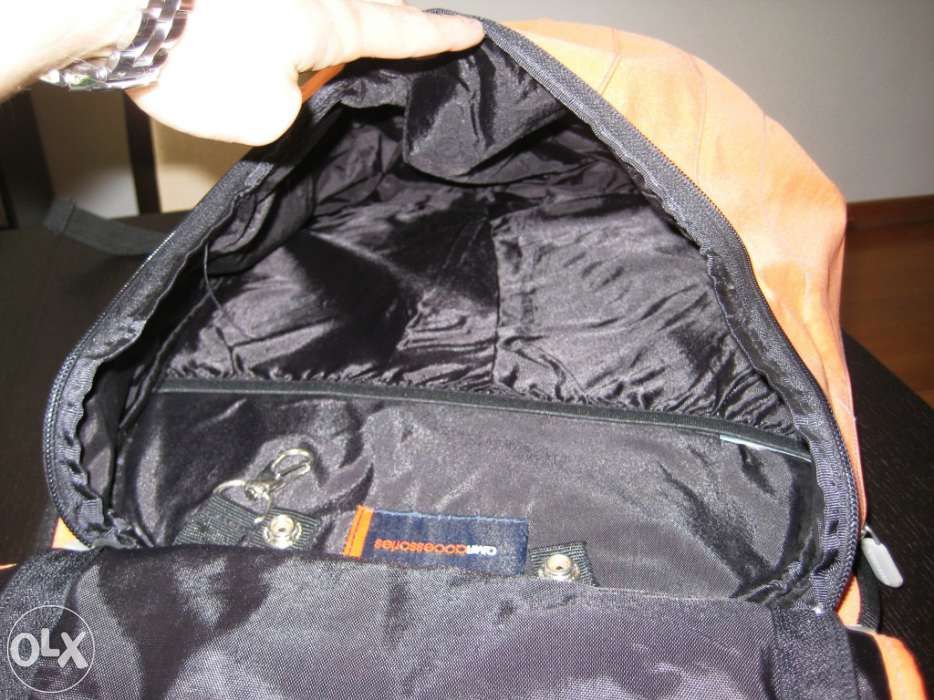 Mochila Quebramar para computador e/ou cadernos