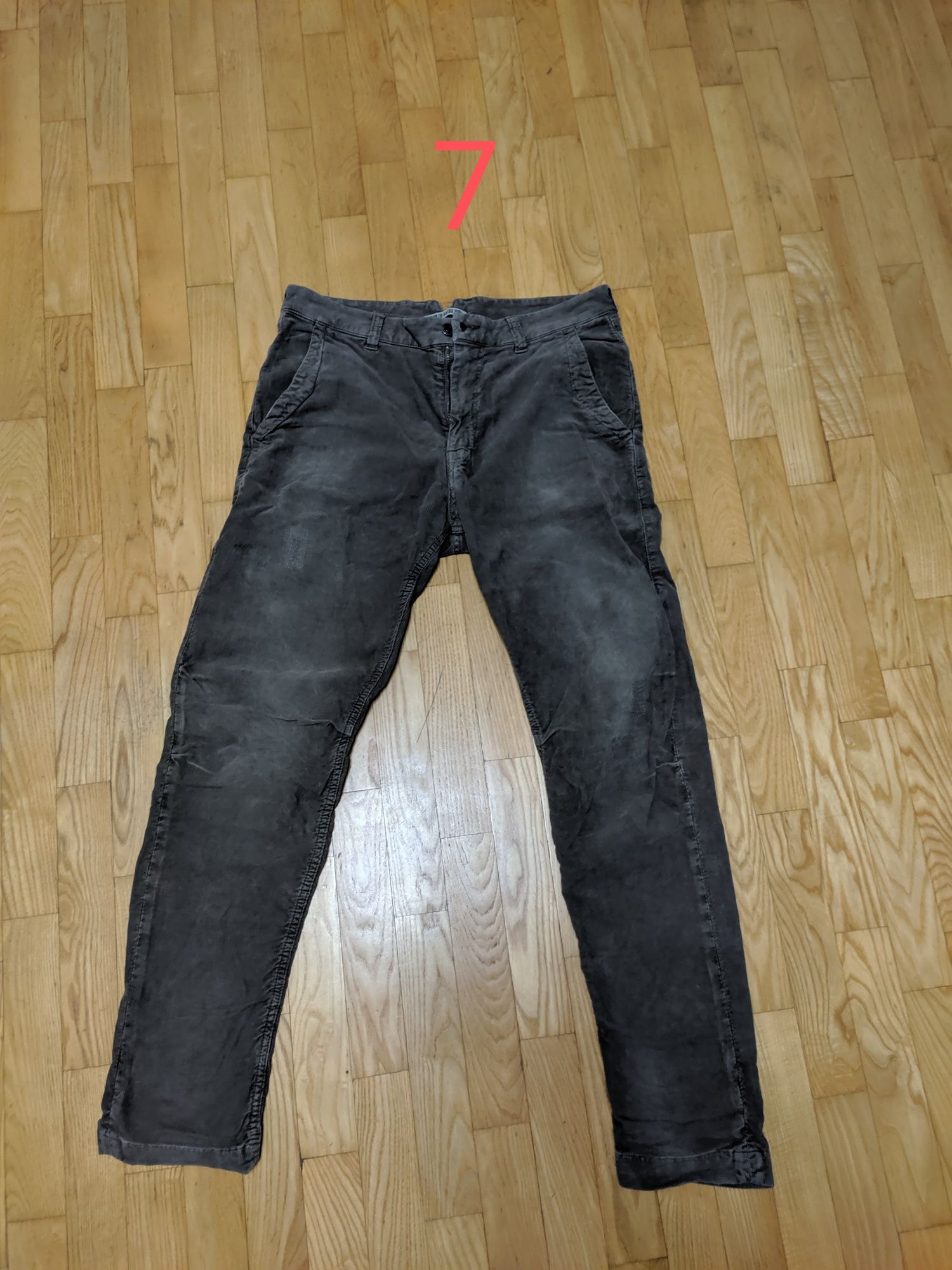 Джинсы, брюки Levi's, ZARA, Wrangler, Cheap Monday, Abercrombie & Finc