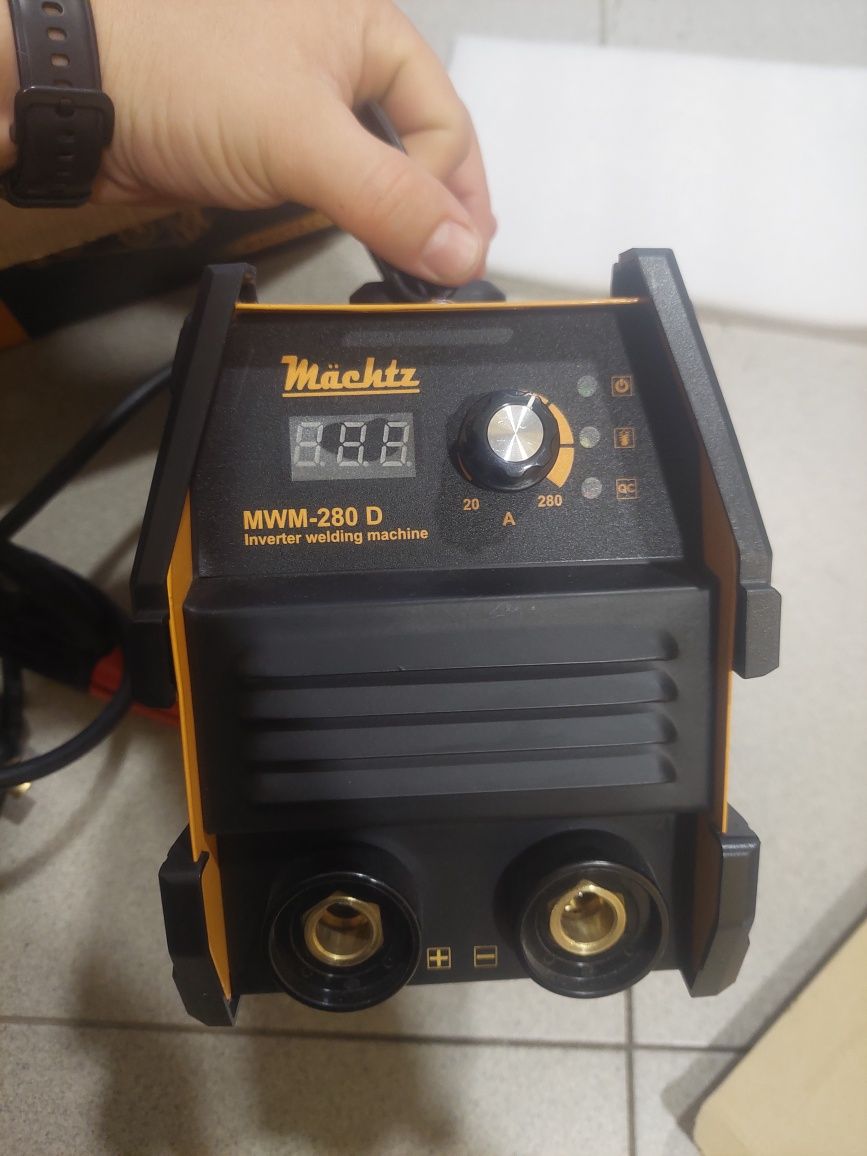 Продам зварку Machtz mwm 280d