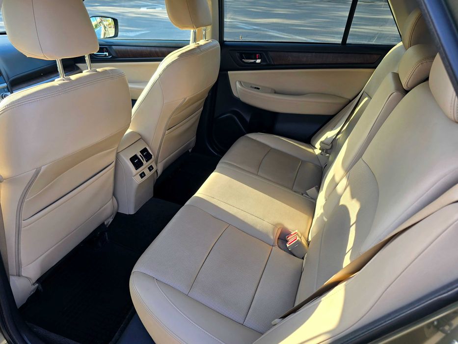 Subaru Outback 2014г.в. 2.5 газ-бебнзин, полный привод