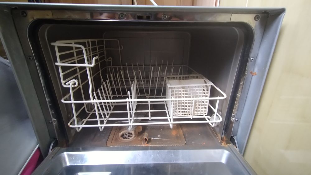 Посудомийна машина exquisit gsp-5 bsoe si