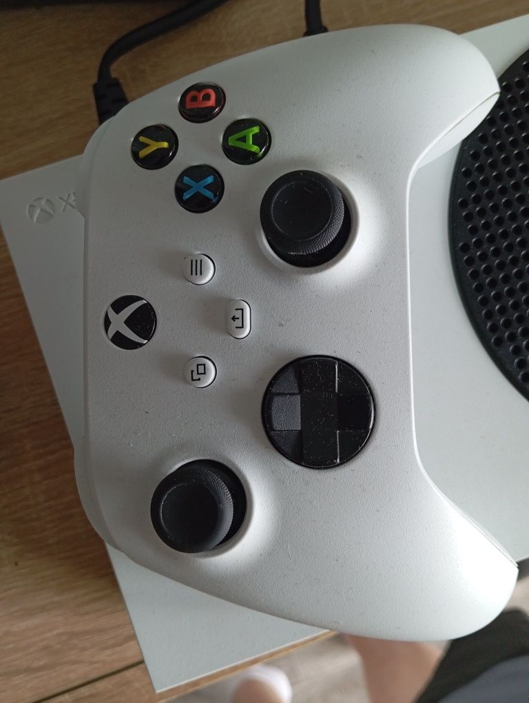 Продам Xbox series s