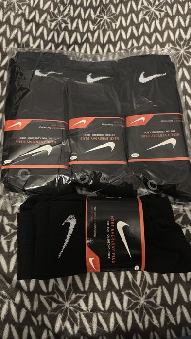 Skarpety nike 41-46 12 par