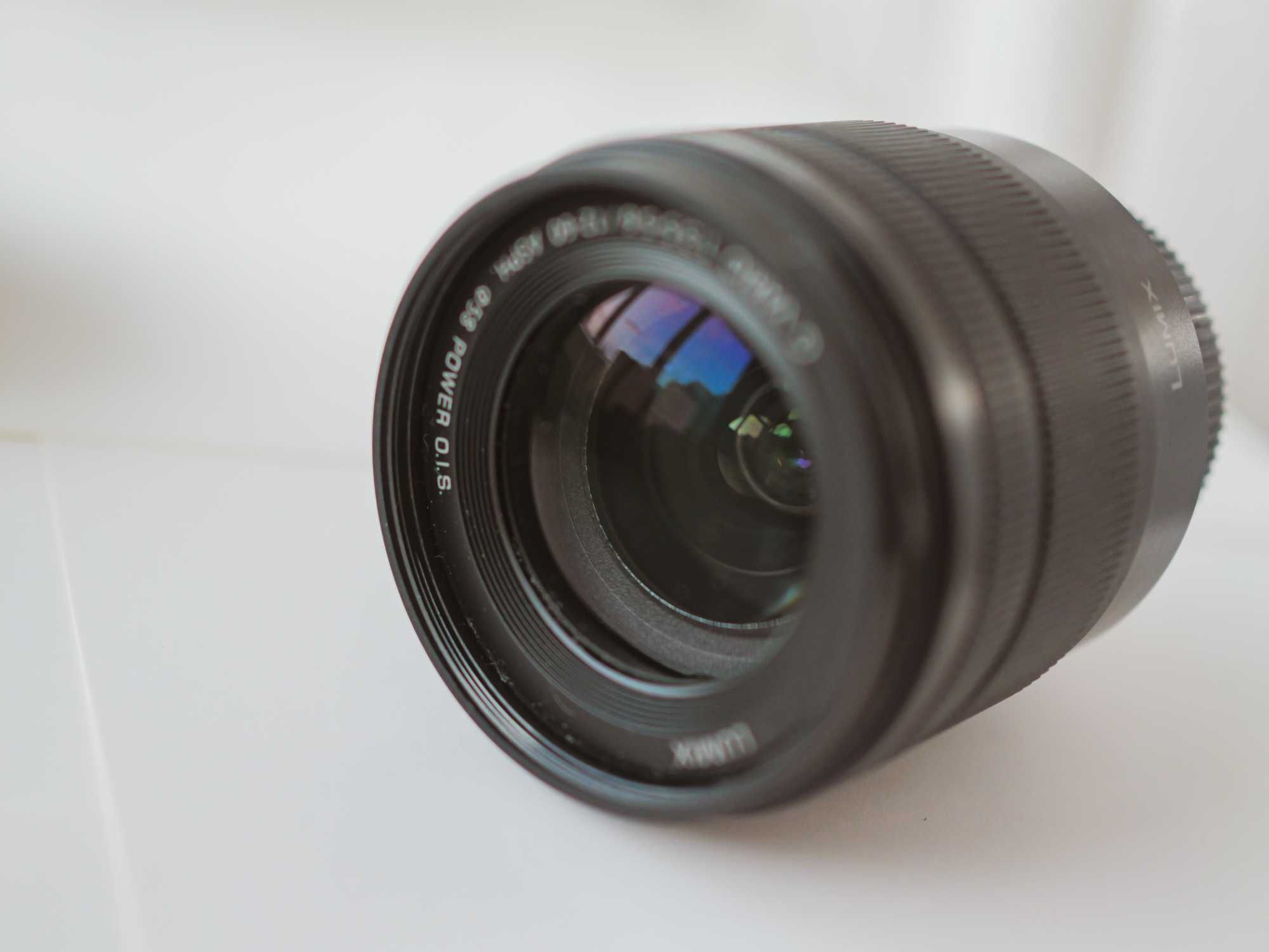 Panasonic Lumix DMC-G80, з об'єктивом Panasonic 12-60mm f/3.5-5.6