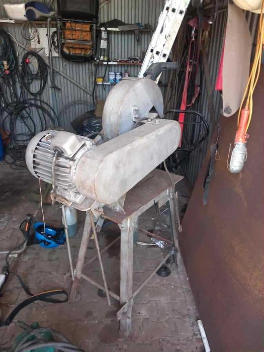 Przecinarka stołowa do metalu – solidna, przemysłowa