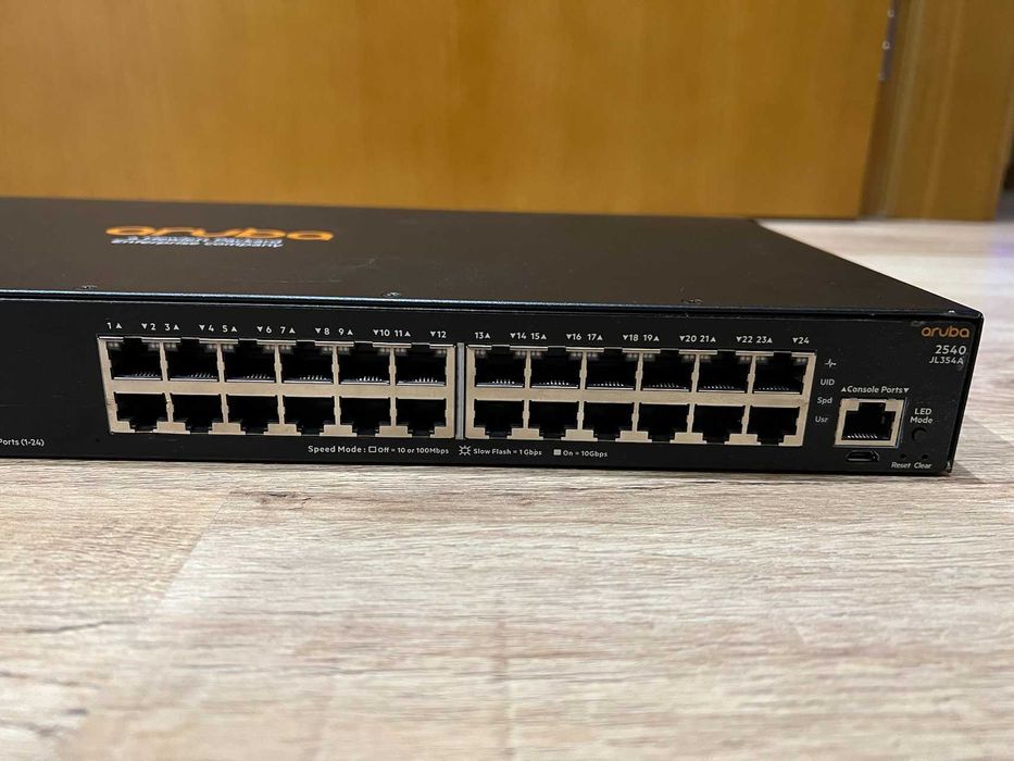 Aruba HP 2540 JL354A 24x1 Gigabit 4x10GbE SFP+ Ports L2 1U Switch