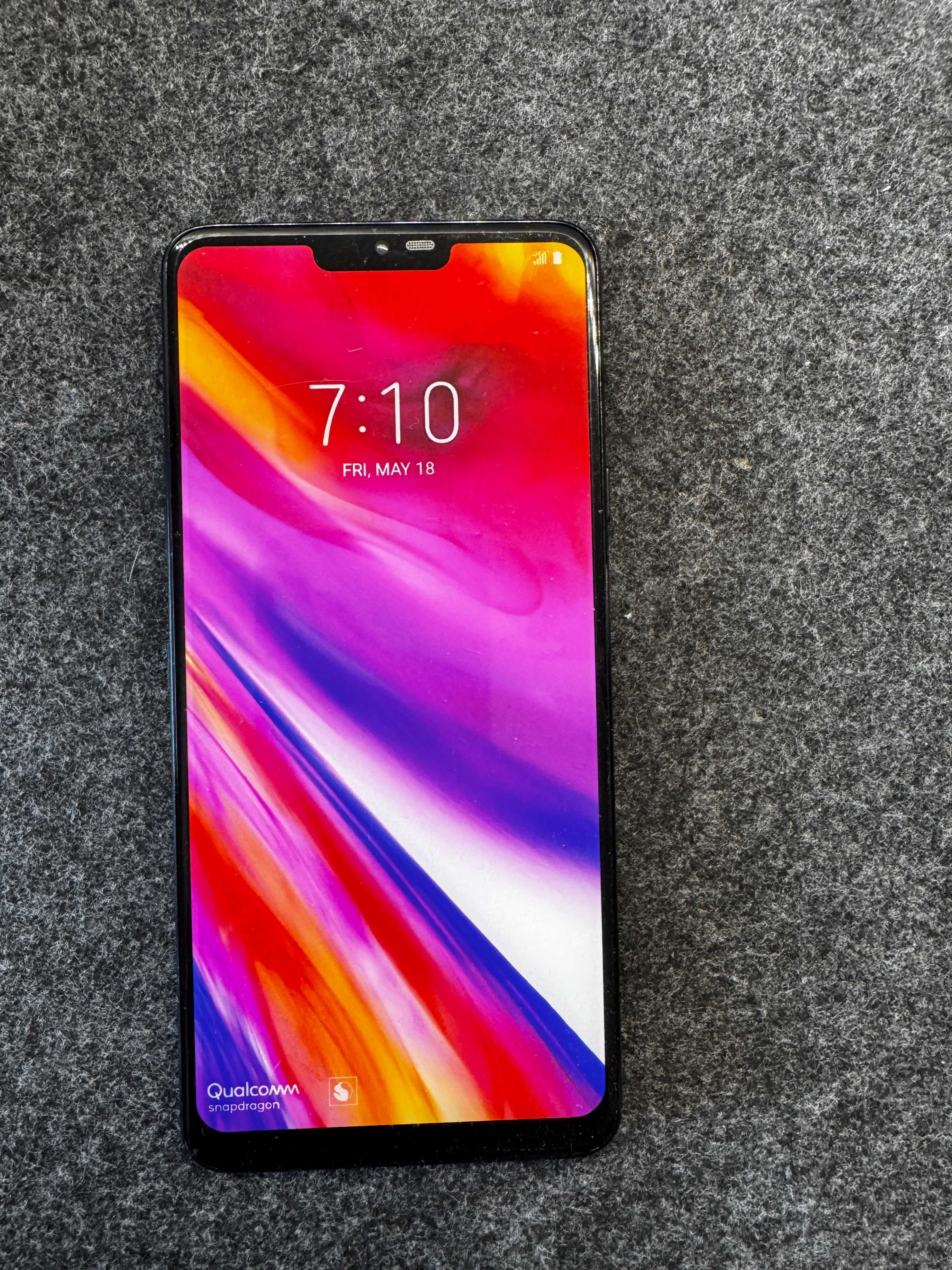 Atrapa telefonu LG G7 ThinQ