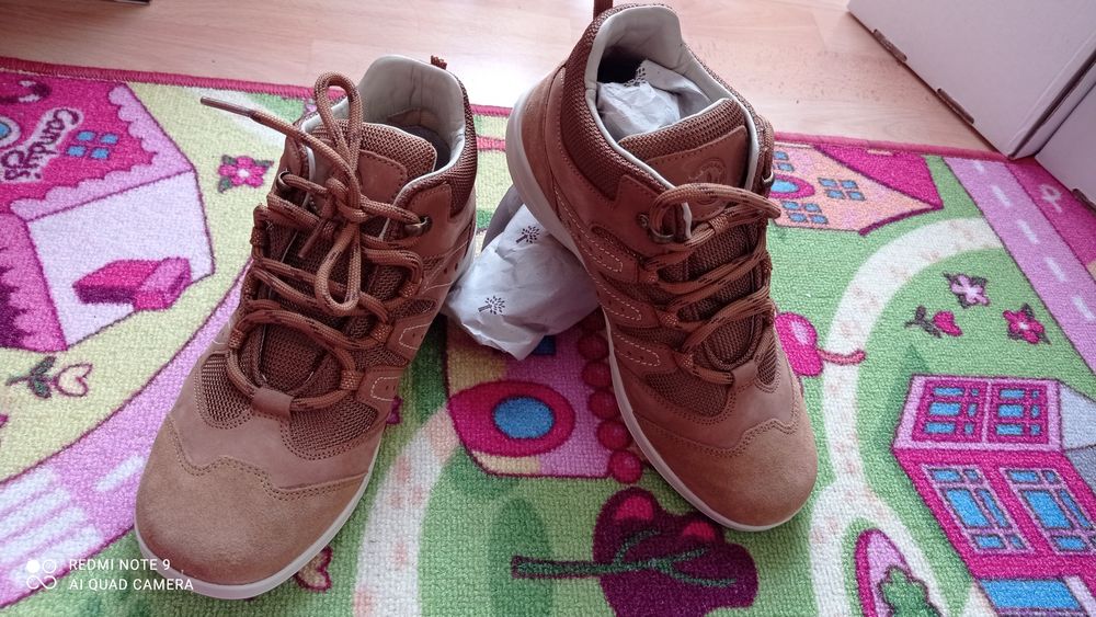 Nowe buty trekkingowe skórzane 37 Woodland wkładka 23,5 cm