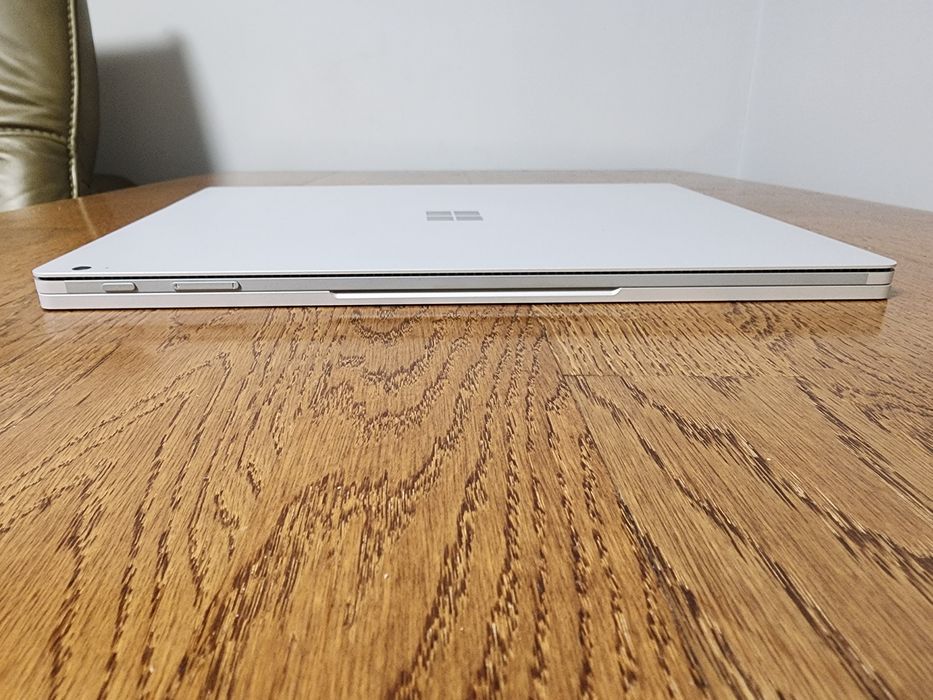 Surface BOOK 3 13.5" i5 8/256 Wind 11Pro