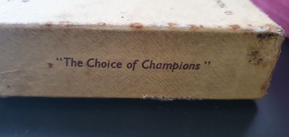 Dardos Dor Dorwin muito antigos