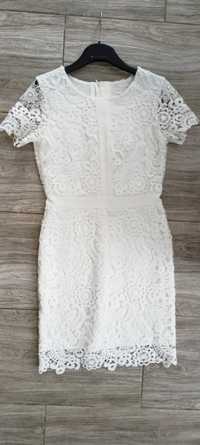 Przepiękna biała koronkowa sukienka S/M