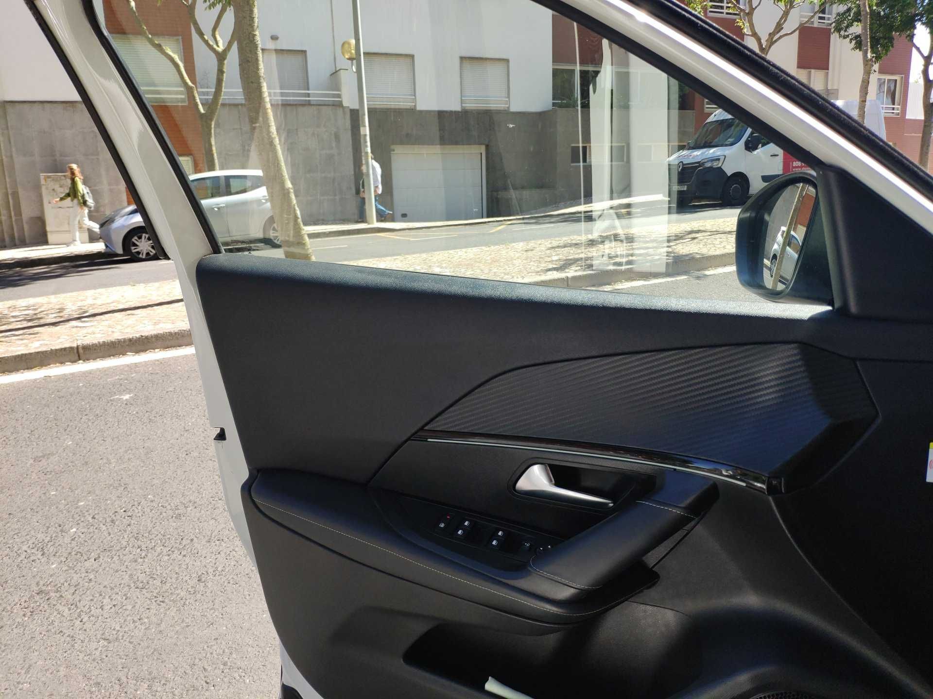 Peugeot 2008 GT 1.2 Puretech 155cv