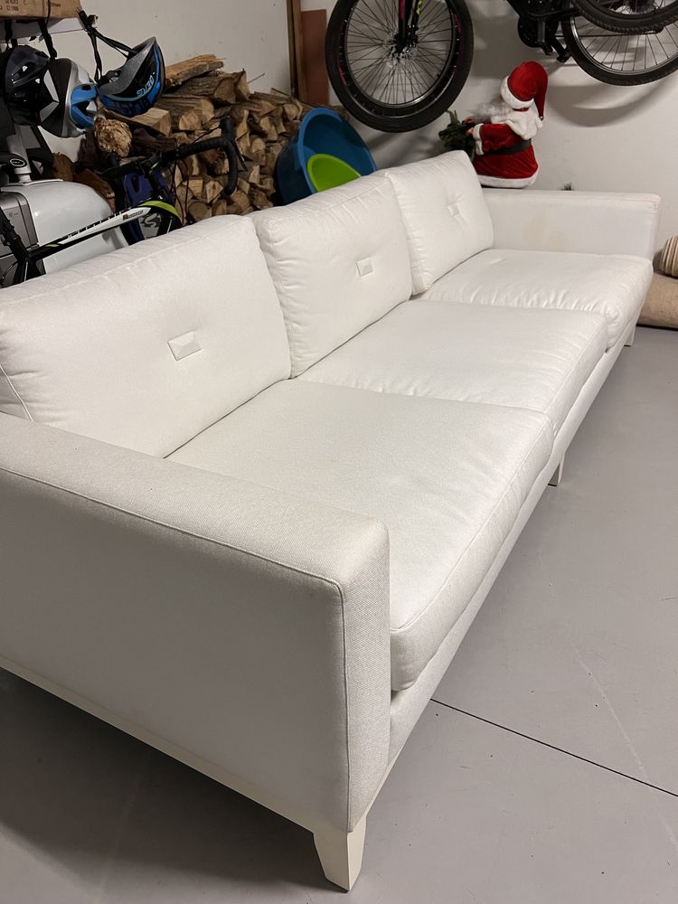 Sofá branco de sala