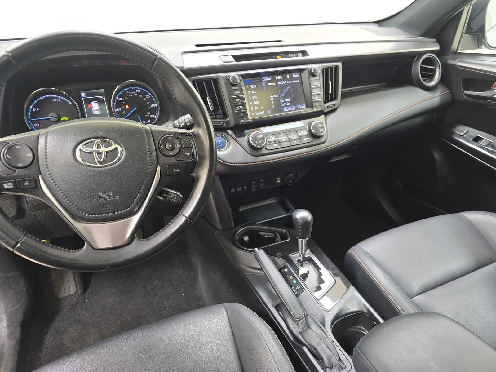 2018 Toyota RAV4 Hybrid SE