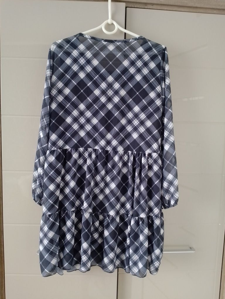 Zwiewna sukienka damska 38/40