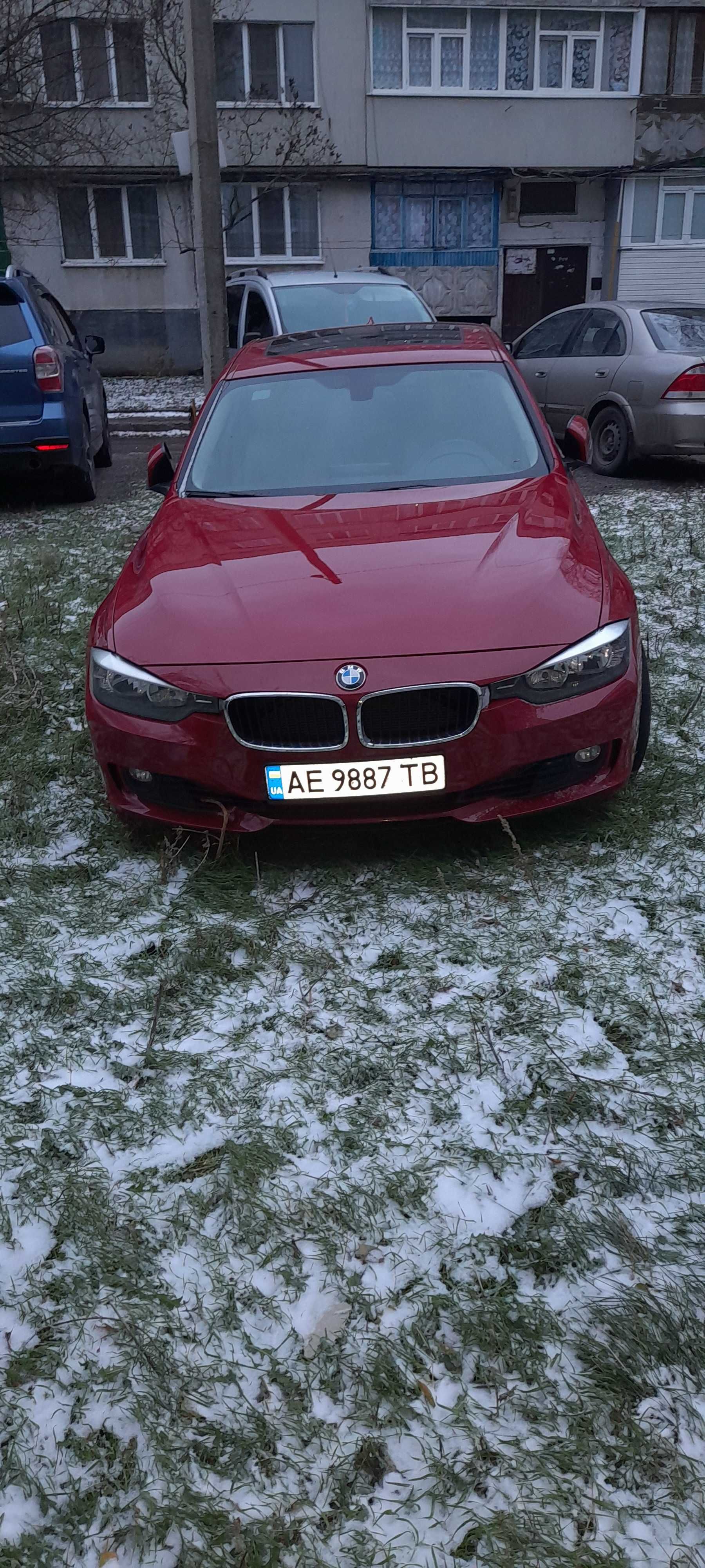 Продам BMW 328i F30 2015 год выпуска