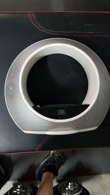 Coluna JBL Radial para IPod