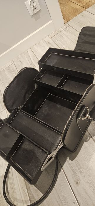 Kuferek kosmetyczny Inglot