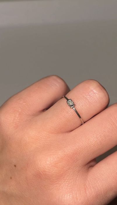 Кільце , біле золото з діамантом