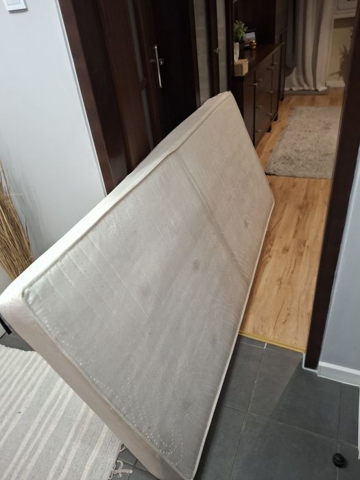 Materac sprężynowy