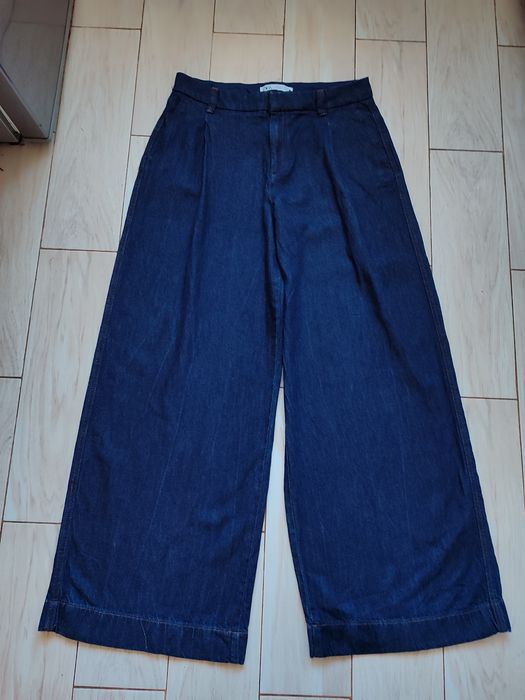 Трендові джинси з защипами від zara р.38 стан нових