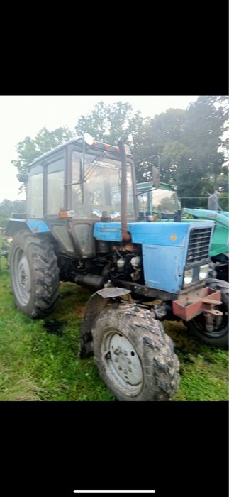 Мтз 892 заводська турбіна . Мотор масла небере коробка невибиває .