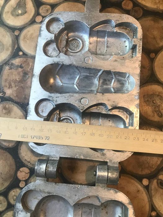 Форма мішки та шишка СССР ведмедики