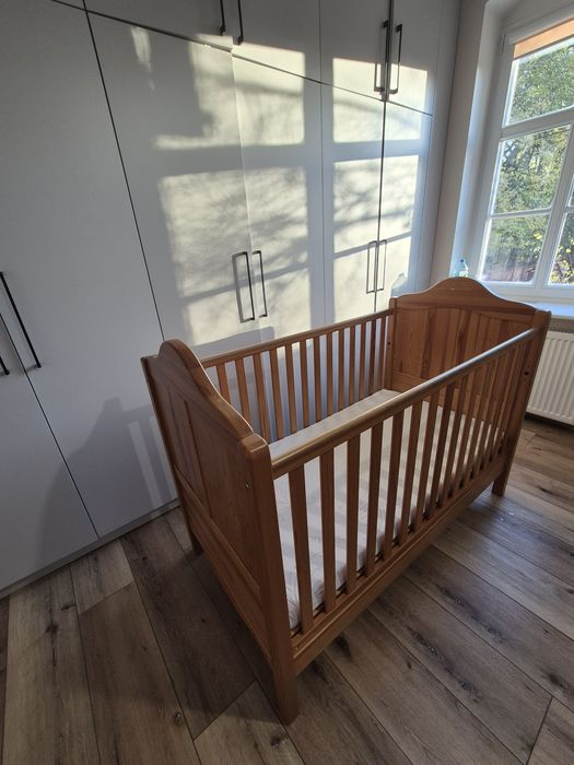 Łóżeczko dzięcięce