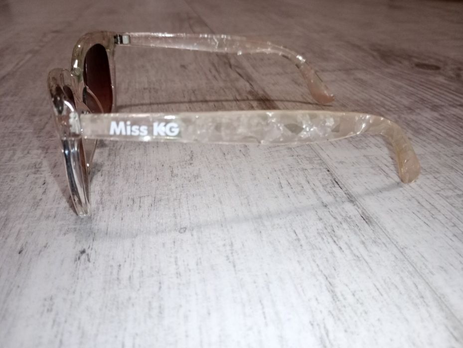 Okulary przeciwsłoneczne Miss KG