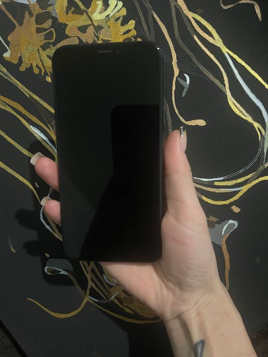 iPhone XS б/у без гарантии