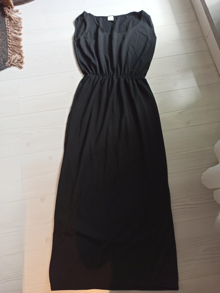 Sukienka maxi czarna