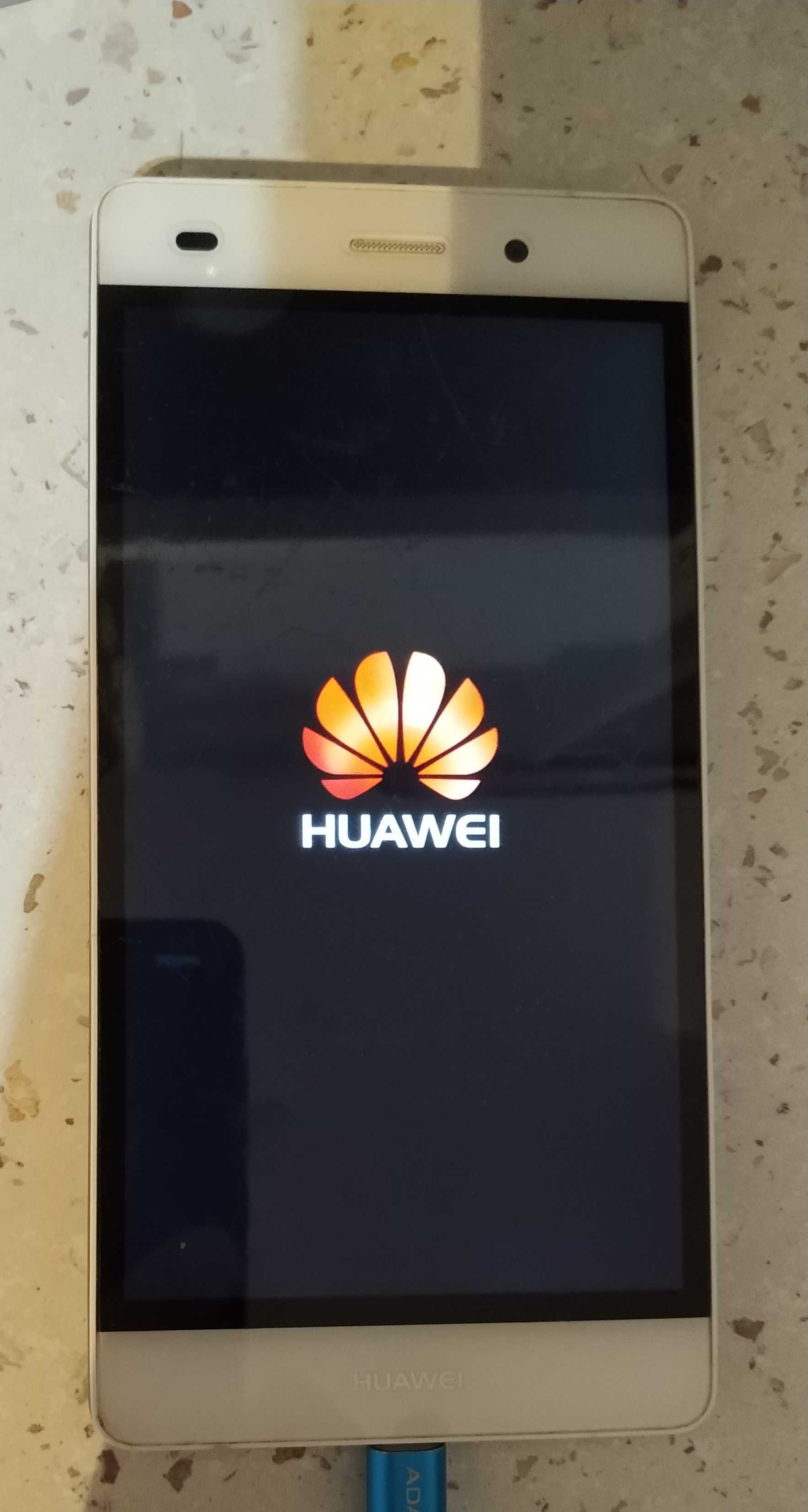 Biały piękny Telefon Huawei p8 lite