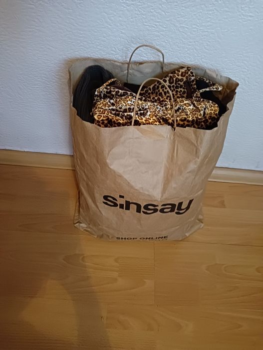 Ubrania damskie rozmiar S/XS