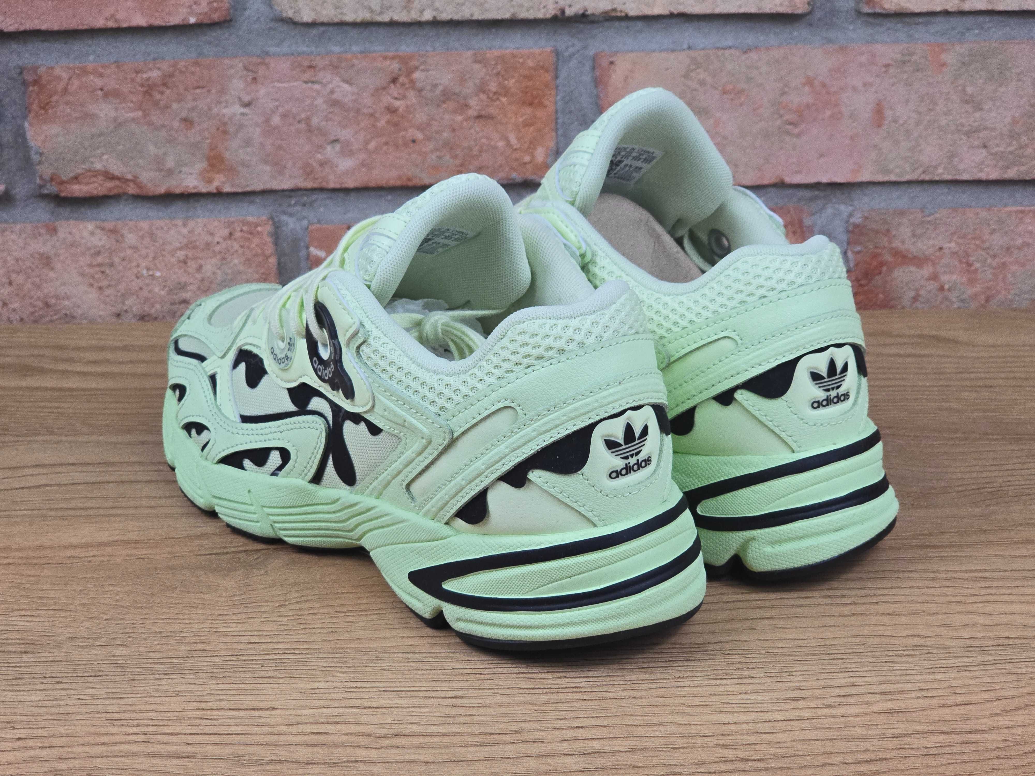 Nowe oryginalne buty Adidas Astir 41 1/3 26cm.