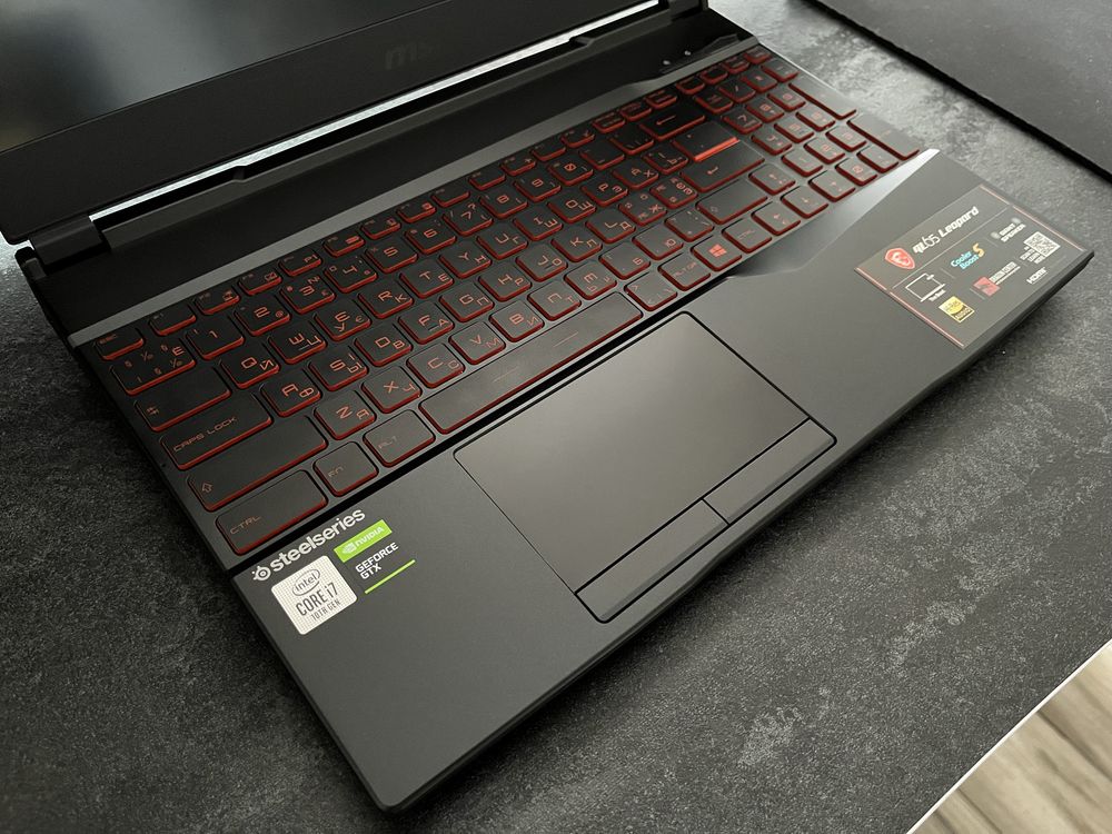 Ігровий ноутбук MSI i7-10750H GTX 1660ti 6gb DDR4 16gb SSD 512gb M2