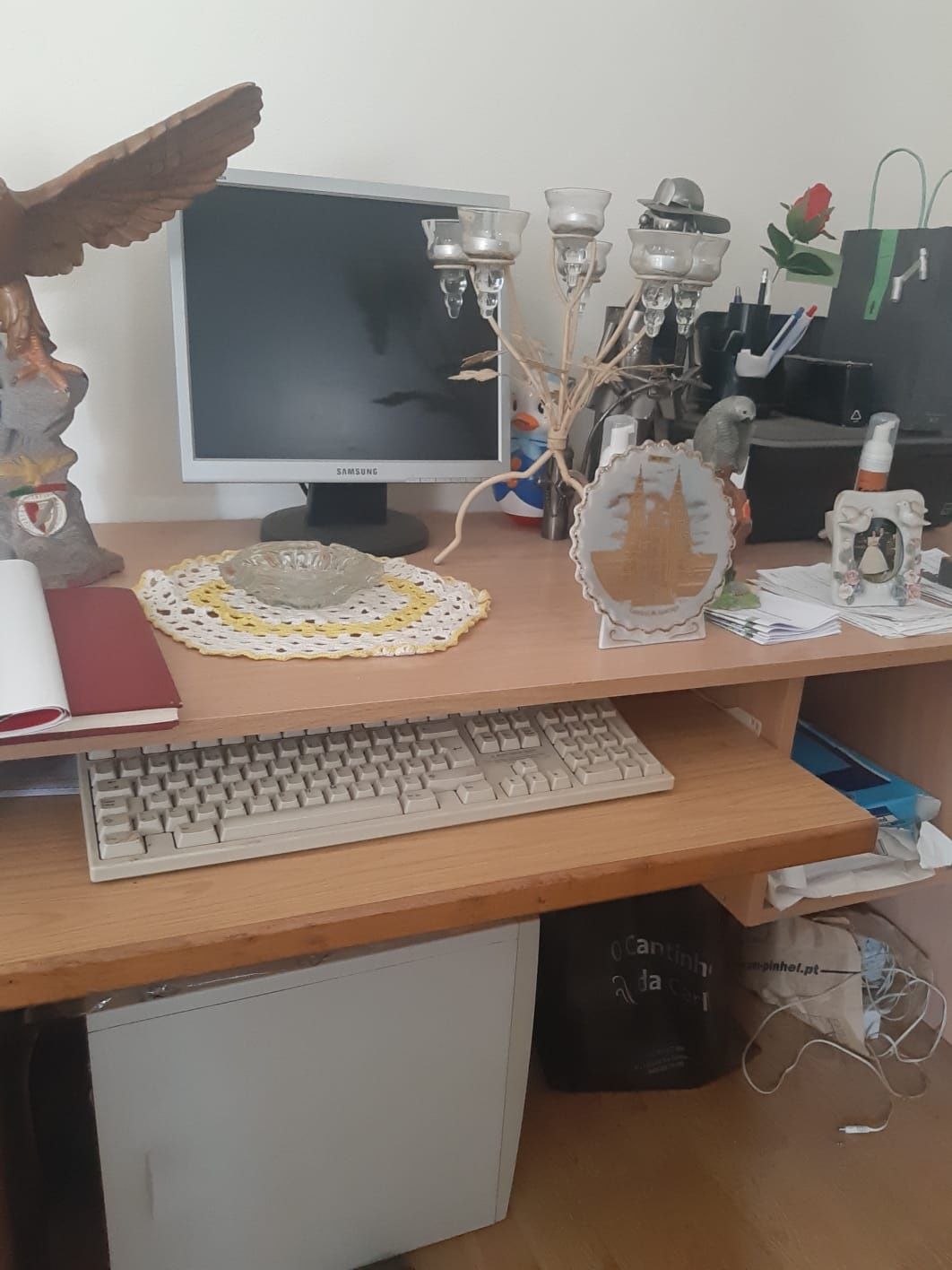 Secretária para computador