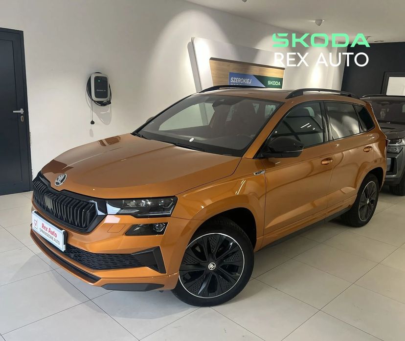 Skoda Karoq 1.5 TSI 150 KM DSG. SportLine. Szklany dach. Hak i inne pakiety. FV23%