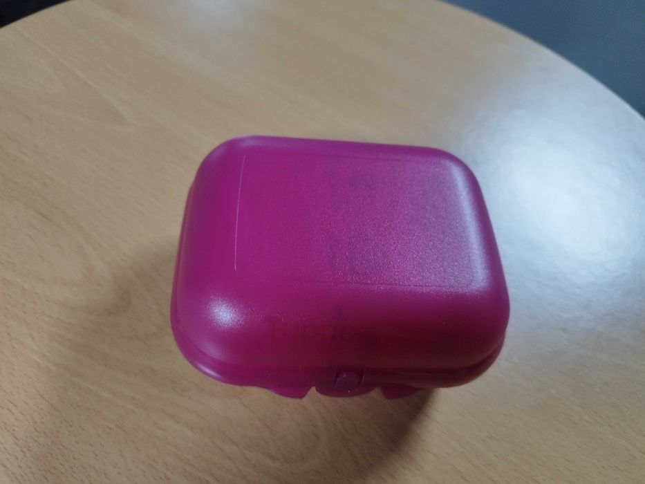 Conjunto de várias Tupperware lanche