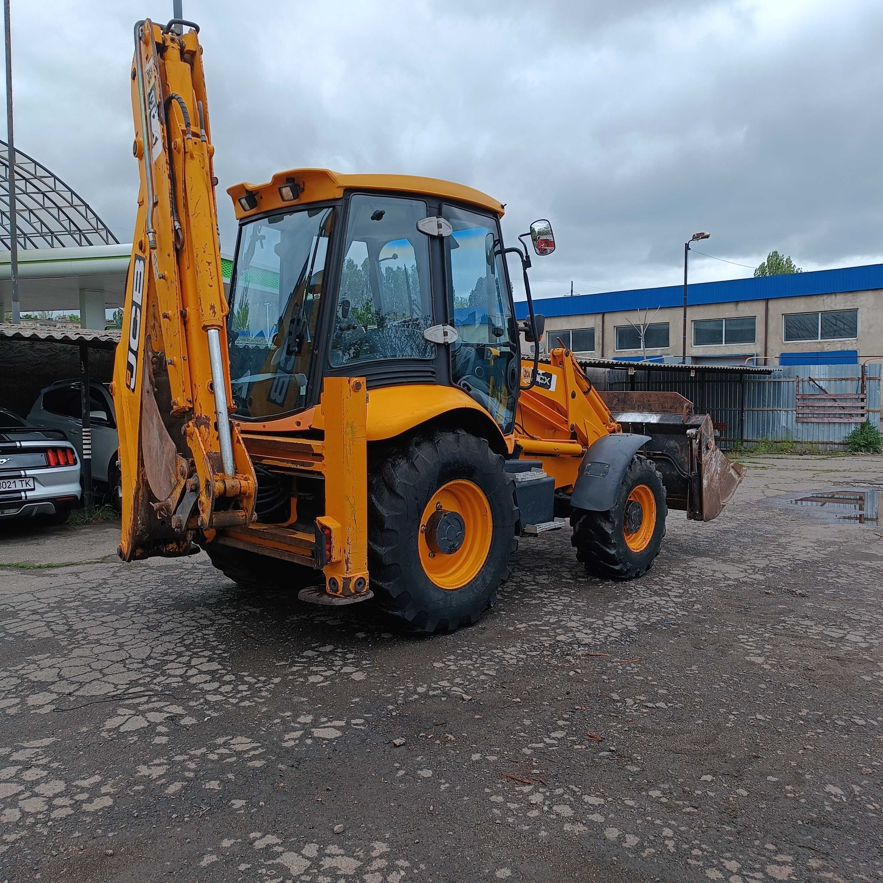Екскаватор JCB 3CX Contractor