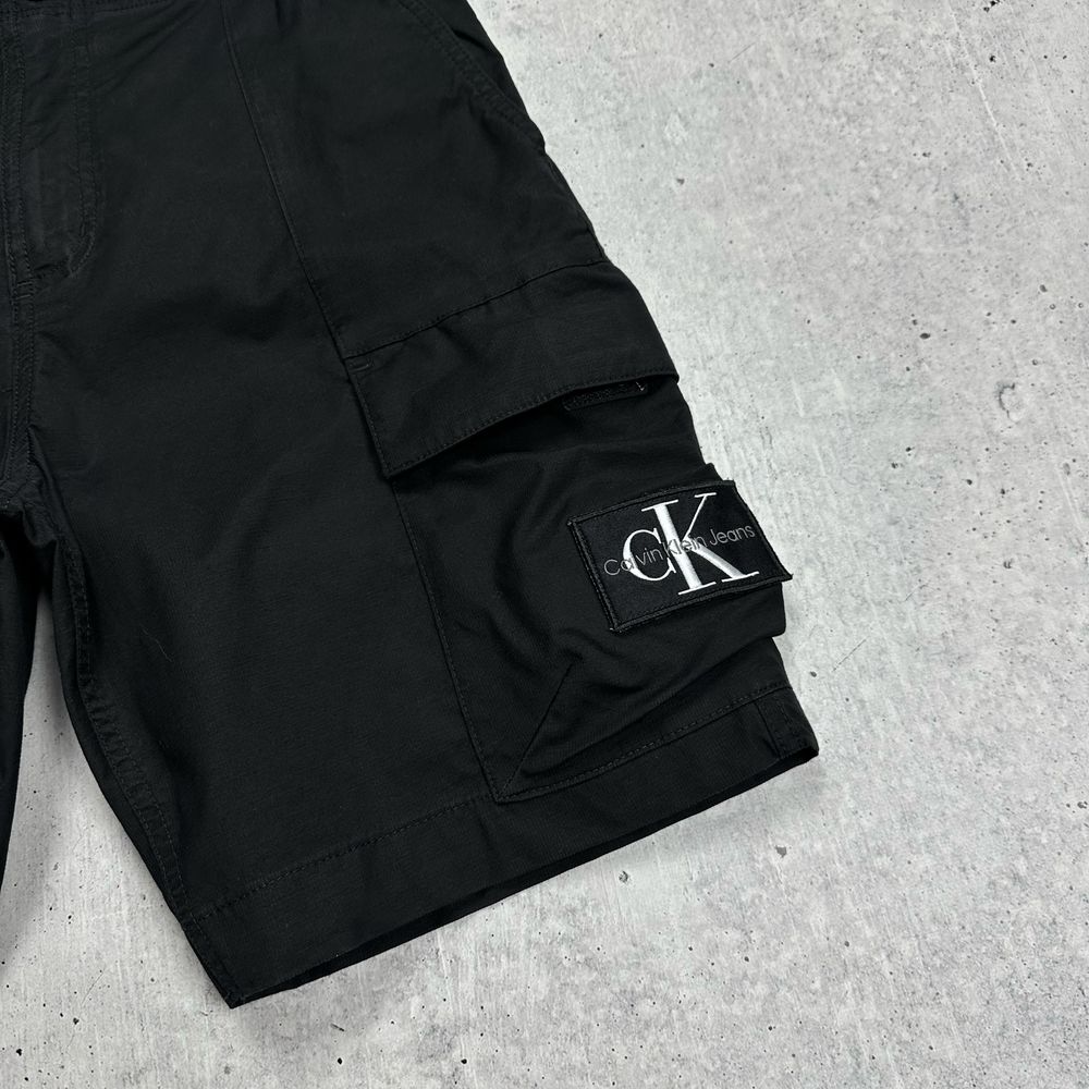 Черные карго шорты Calvin Klein рузмер S